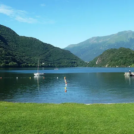 Сasa de vacaciones ;casa Monia 214s Colico